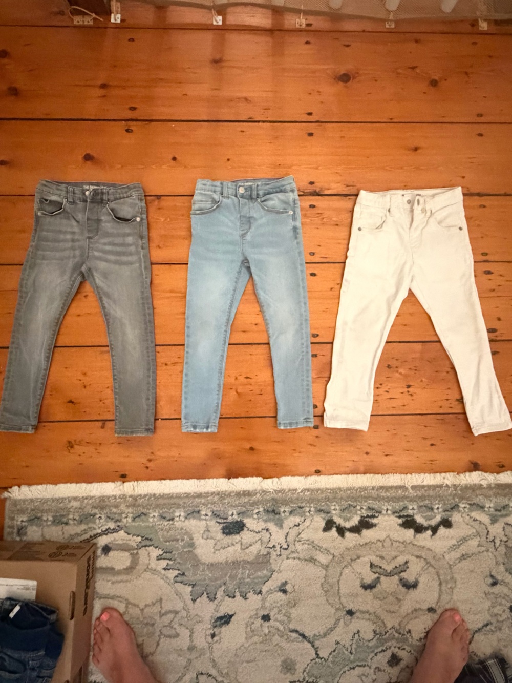 Zara Toddler 3T-4T Skinny Jeans in Gray, Light Blue & Cream
